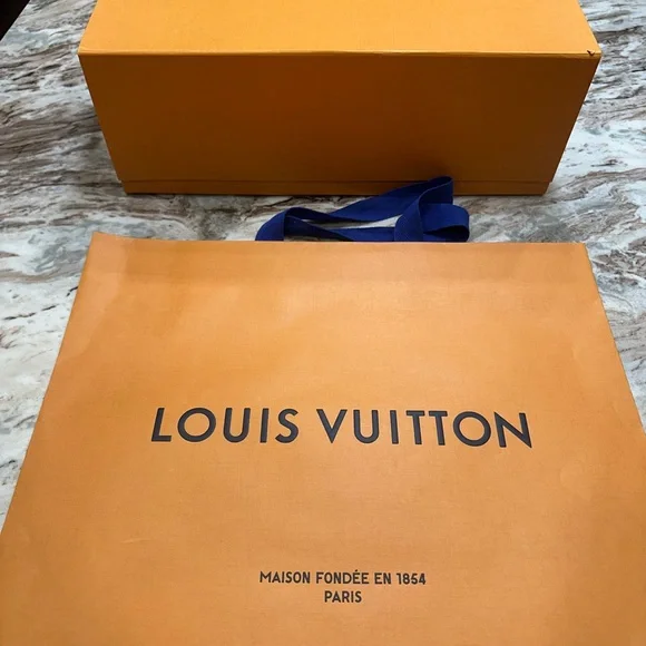 Louis Vuitton Black Tote with Silver Accents - Picture 14 of 15